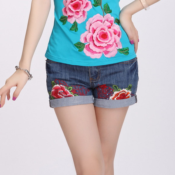 <em>民族风</em>刺绣<em>牛仔裤短裤</em> 卷边直筒牛仔<em>短裤</em>热裤
