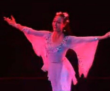 <em>女子</em>古典<em>独舞 风</em> 舞蹈台服装 视频定做出租 桃李