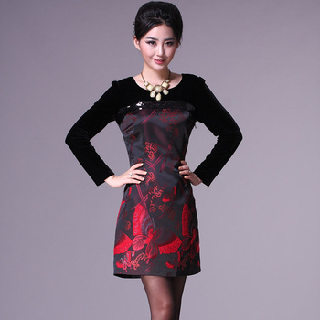 连衣裙<em>搭配</em>_2013<em>春装</em> 名牌<em>40岁</em>女装春秋装成