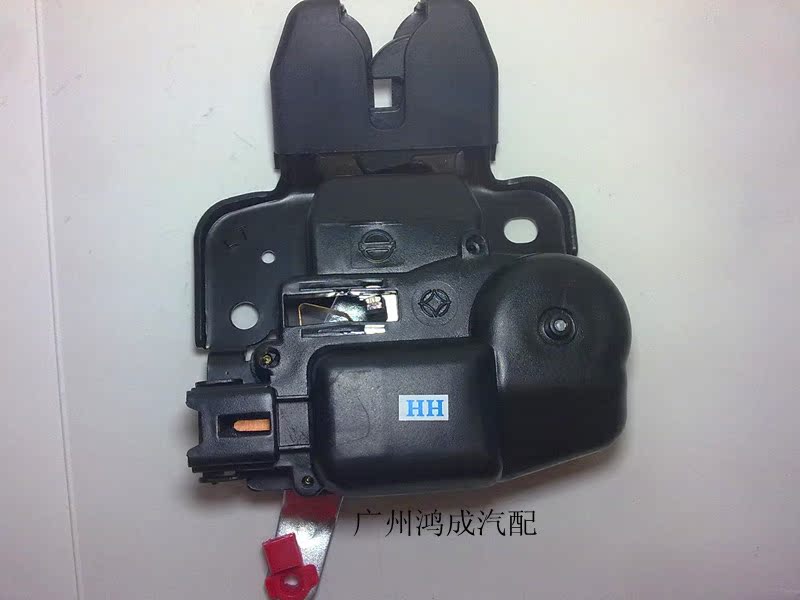 东风日产轩逸\行李箱盖锁机\轩逸后尾盖锁机\轩