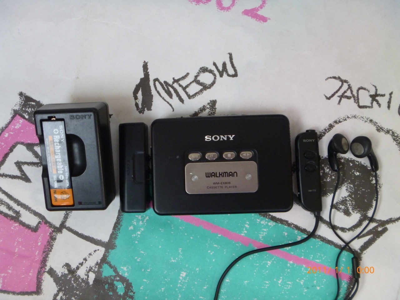 SONY 索尼 黑色 WM-EX808 经典的 薄丈夫 磁