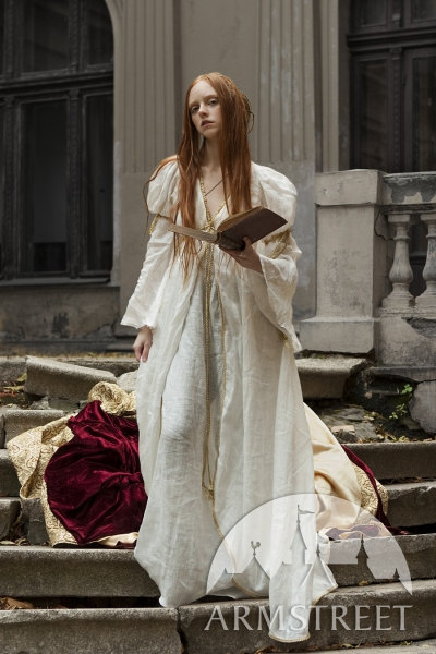 原创设计欧洲中世纪服装 秋冬季高贵宫廷连衣