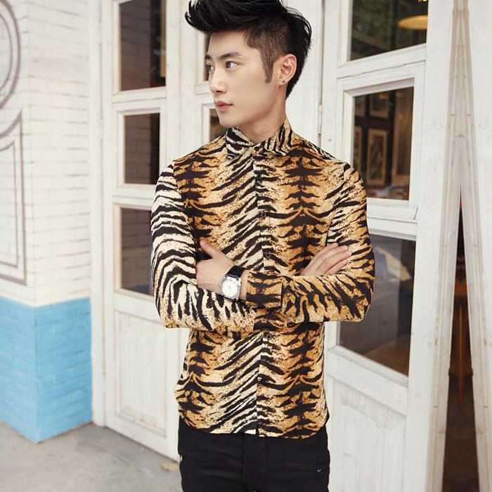 欧美狂野气场满身虎纹印花长袖衬衫 <em>发型师</em>时