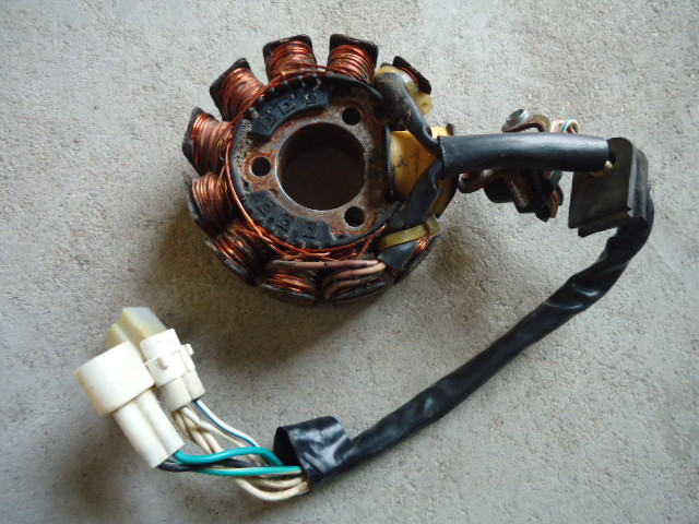 雅马哈凌鹰ZY125T-A踏板摩托车原装磁电机线