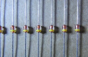 黄色 色环玻璃晶体二极管 高频管 全新进口原装