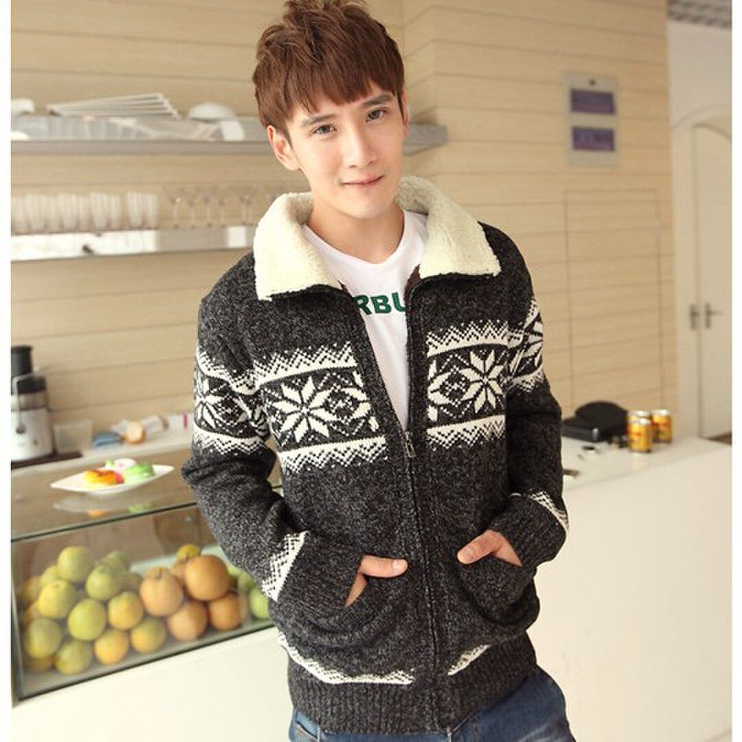 2013秋冬<em>加绒翻领毛衣</em>男<em>外套</em>加厚开衫新款男