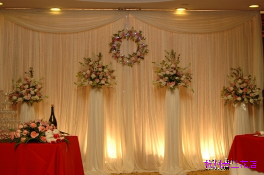萧山杭州婚礼舞台背景鲜花装饰布置 新娘跟妆
