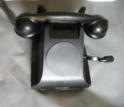 淘 宝 唯 一 解放前荷兰黑胶木老式手摇电话机|