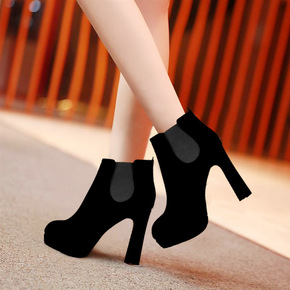 <em>淘宝网</em>首页<em>女装</em>_<em>淘宝</em>首页<em>女装_秋装</em>_连衣裙_