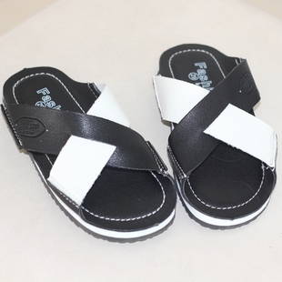  夏季新款韩版童鞋男童夹脚凉拖鞋男款儿童休闲鞋中小童潮鞋