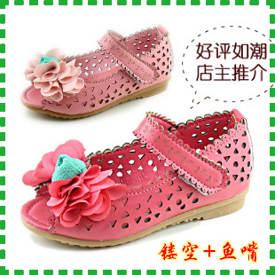  新款童鞋韩版儿童凉鞋女童单鞋鱼嘴时尚公主凉鞋沙滩鞋洞洞鞋镂空