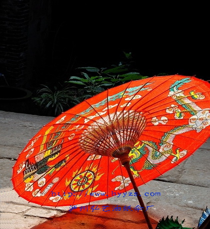 泸州分水油紙傘防雨防曬非遺品質婚慶裝飾舞蹈石印龍鳳呈祥包郵在類目 特色手工藝, 地區民間特色手工藝, 其他中 - 來自Buy2taobao.com提供專業的淘寶代購服務