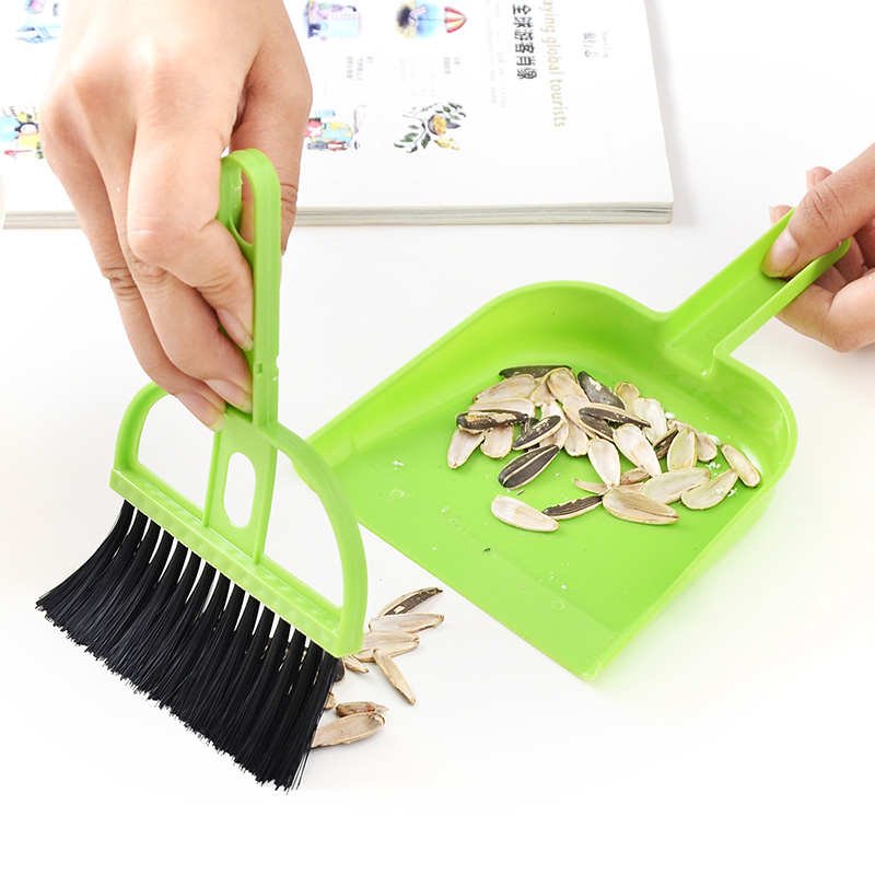 迷你桌面清洁刷键盘刷 带簸箕小扫把套装 儿童启蒙玩具清洁小铲刷在类目 家庭/个人清洁工具, 家务/地板清洁用具, 桌面清洁套装中 - 来自Buy2taobao.com提供专业的淘宝代购服务