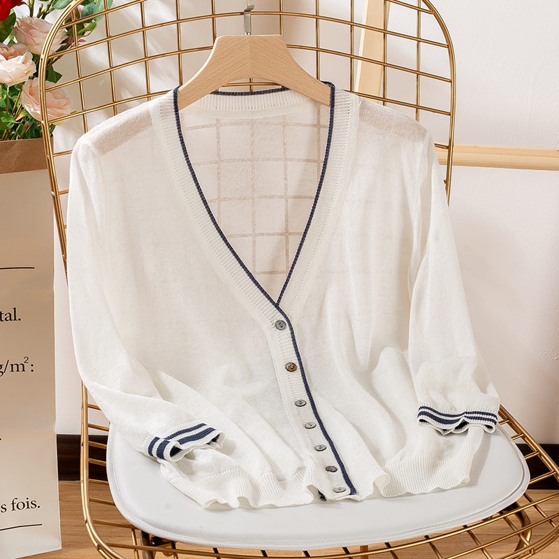 Europe station Easy Thin section Three Quarter Sleeve knitting Sunscreen Borneol V-neck ventilation air conditioner Cardigan coatin the Women's clothing/Boutique , Wool sweater category - from Buy2taobao.com to provide professional Taobao agent buy service