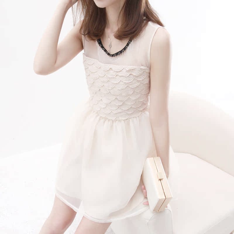 韩版拼接圆领波浪边...