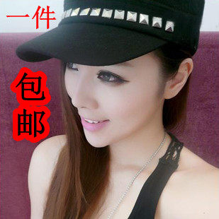 包邮韩国版潮流铆钉男女士平顶鸭舌帽春季夏天女款遮阳黑色军帽子