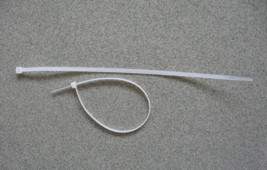 Measured 4.5*400MM nylon Ligaturein the Office Equipment/Consumables/Related Services , Rope/Ties/Office Wire , Cable ties category - from Buy2taobao.com to provide professional Taobao agent buy service