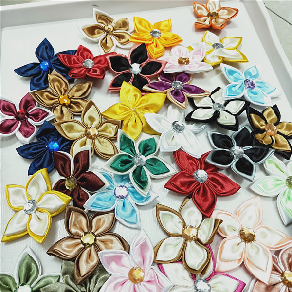 quality colour double-deck Satin Fabric art Flower diy Clothing accessories 1 copies of random mixing 100 Flowersin the Home Fabric , Sew DIY Material,Tools and finished products , Sew DIY Fitting/Accessories/Accessories , Bead/Diamond/Flowers and other accessories category - from Buy2taobao.com to provide professional Taobao agent buy service
