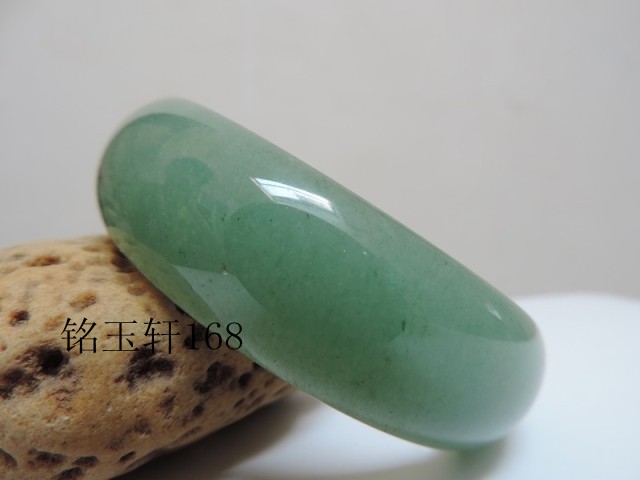 印度翡翠A货天然东陵玉手镯 特价正品玉镯子玉器玉石送平安扣包邮 印度翡翠A货天然东陵玉手镯 特价正品玉镯子玉器玉石送平安扣包邮