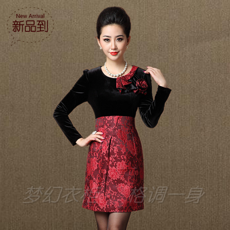 2013婚宴婚礼妈妈装高端丝绒立体花修身大码秋款长袖连衣裙正品新 2013婚宴婚礼妈妈装高端丝绒立体花修身大码秋款长袖连衣裙正品新