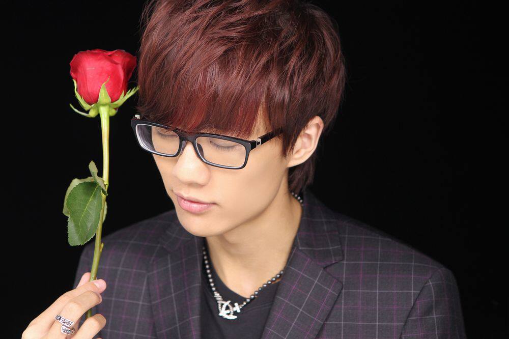  许嵩的照片 哪个好? 许嵩的照片 价格, 许嵩的照片 