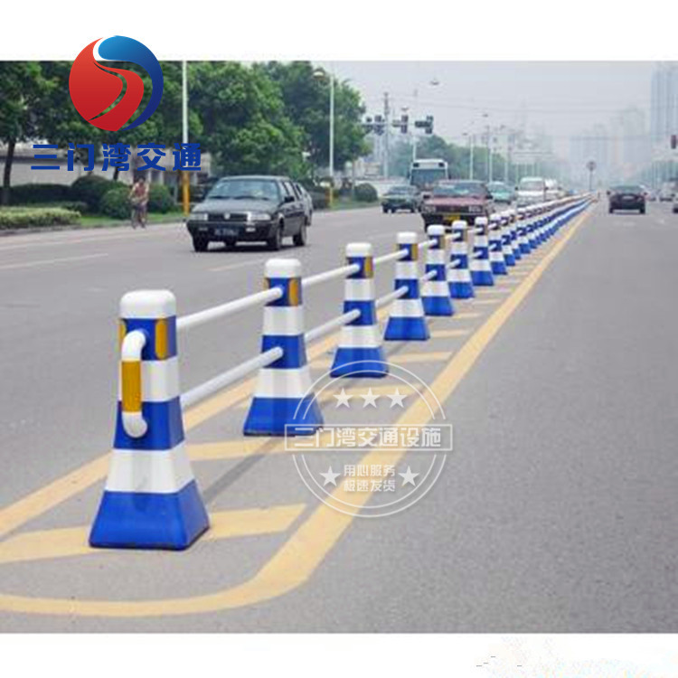 工廠直銷紅白塑料隔離道路護欄 2孔組合普通款藍白隔離墩在類目 標准件/零部件/工業耗材, 通用五金配件, 其他五金件中 - 來自Buy2taobao.com提供專業的淘寶代購服務