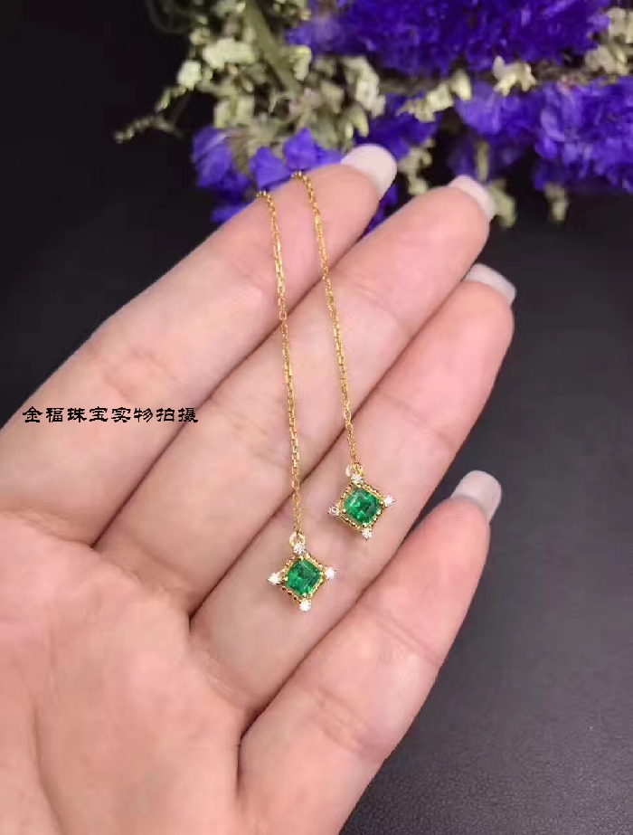 新品925银镶嵌天然祖母绿宝石公主方耳线女耳坠复古彩色宝石耳环在类目 饰品/流行首饰/时尚饰品新, 耳饰, 耳钉中 - 来自Buy2taobao.com提供专业的淘宝代购服务