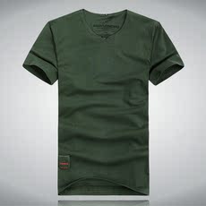 De algodón con cuello en V manga corta T-shirt de manga corta de los hombres Nueve Chu 2013 de gran tamaño de los hombres T-shirt versión coreana de la afluencia de los modelos masculinos compasivas De algodón con cuello en V manga corta T-shirt de manga corta de los hombres Nueve Chu 2013 de gran tamaño de los hombres T-shirt versión coreana de la afluencia de los modelos masculinos compasivas