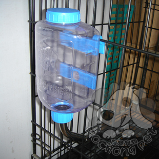 防咬籠子喂水器 狗狗水頭寵物飲水器水壺頭 喝水器挂式飲水壺水嘴在類目 寵物/寵物食品及用品, 貓/狗日用品, 飲水器/水壺/水頭中 - 來自Buy2taobao.com提供專業的淘寶代購服務