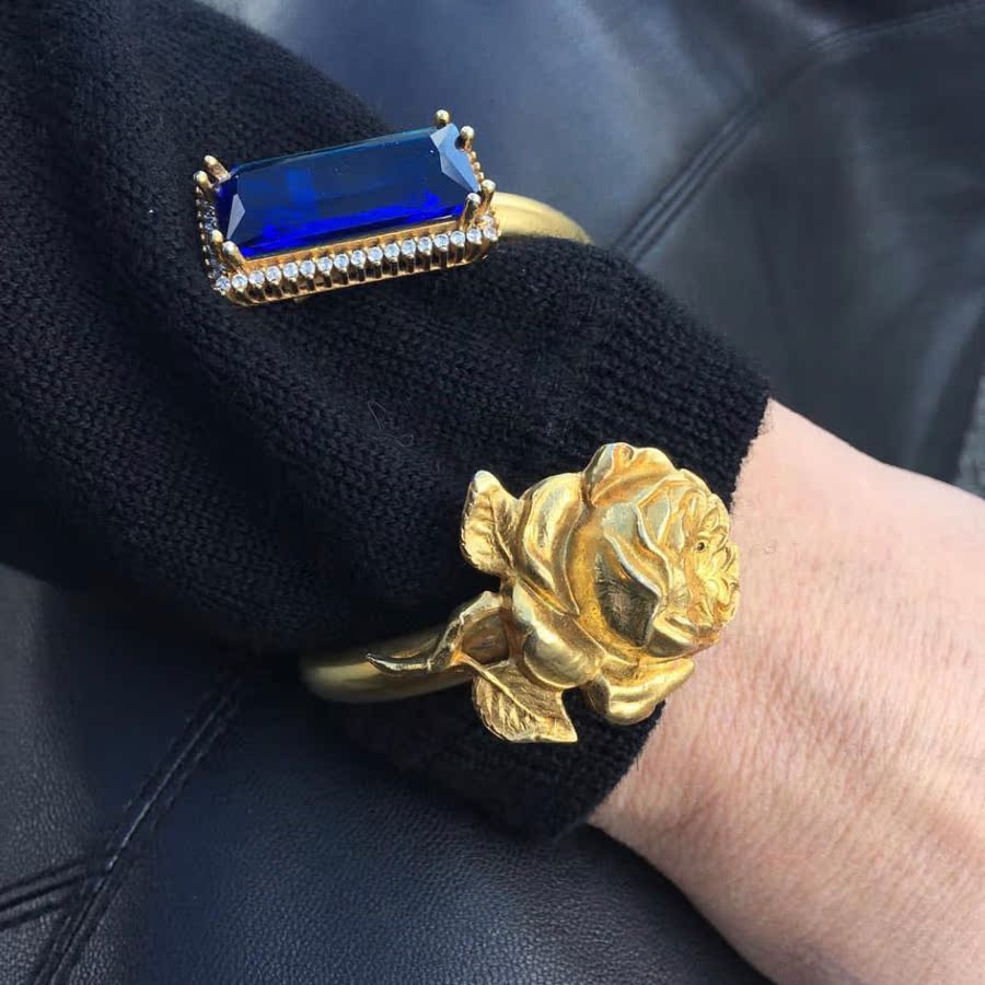 Katerina Psoma 複古玫瑰/蜜蜂金色開口手镯在類目 飾品/流行首飾/時尚飾品新, 手鐲中 - 來自Buy2taobao.com提供專業的淘寶代購服務