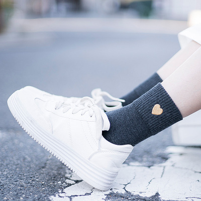 袜子女纯棉韩国中筒袜个性韩版百搭春秋季学院风女士袜子复古日系