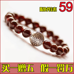  天然水晶手链正品冰种石榴石手链女时尚藏银饰品送本命年红绳手链