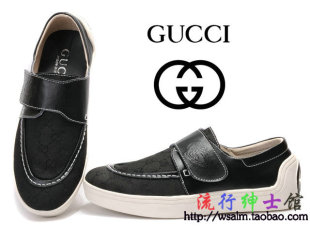  新款时尚流行GUCCI百搭牛皮休闲鞋 魔术贴英伦双色底男士板鞋 D57