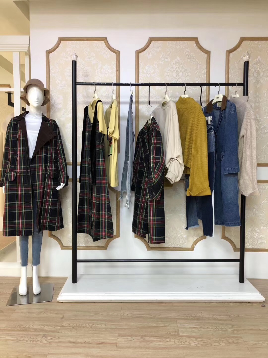 MIZU 國際壹線品牌 米祖品牌女裝 折扣女裝 2019年秋款女裝在類目 女裝/女士精品, 風衣中 - 來自Buy2taobao.com提供專業的淘寶代購服務
