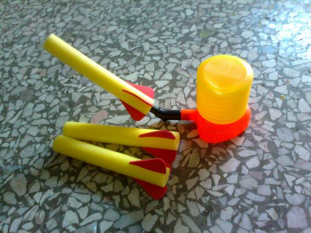 direct deal 208AEVA Rocket launcher 3 Rocket Catapult Toy Story 3 The age of Above 10 Below yuanin the Toy/Childs/Puzzle/Building block/Model , Outdoor sports/Leisure/Traditional toys , Darts/Shooting/Archery class category - from Buy2taobao.com to provide professional Taobao agent buy service