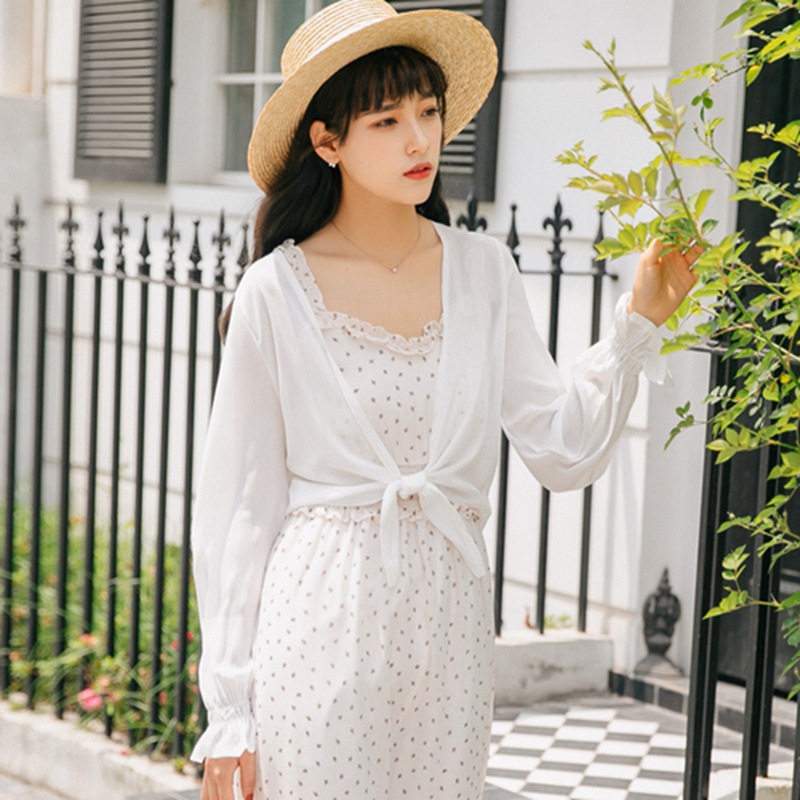 夏装2019新款小清新超仙女白色防晒衫女喇叭袖空调衫薄款开衫外套|msdalam kategori Butik wanita / wanita, shirt - dari Buy2taobao.com untuk memberikan perkhidmatan ejen Taobao profesional membeli