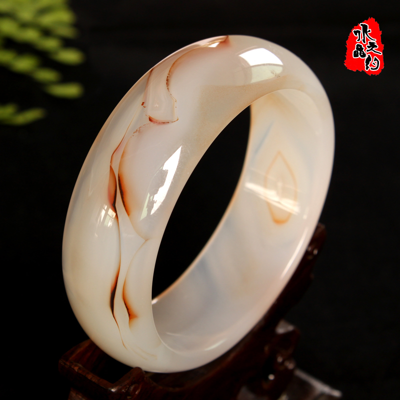 纯天然白色飘花原色玛瑙玉髓手镯子玉石女韩版时尚加宽加厚夸张61 纯天然白色飘花原色玛瑙玉髓手镯子玉石女韩版时尚加宽加厚夸张61