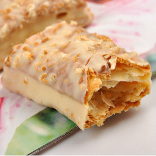  80后零食98包邮今日特价秒杀天天特价活动小吃台湾特产77松塔16克