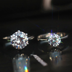  《爆闪》5克拉 2克瑞士锆石八心八箭终极火彩女钻戒戒指戒子饰品