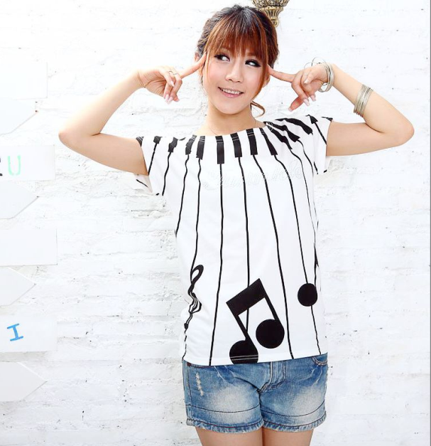 卡通钢琴音符图案...