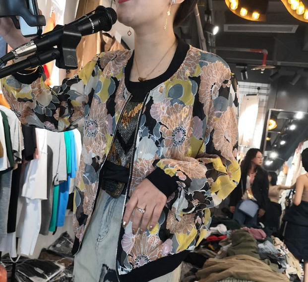 欧货时尚先花色上衣-HB-B1-97-202在类目 女装/女士精品, 唐装/民族服装/舞台服装, 唐装/中式服装, 上衣中 - 来自Buy2taobao.com提供专业的淘宝代购服务