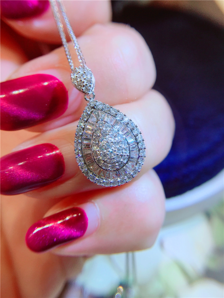 85 branch 18K Radius Diamonds Drop Pendant Pendant Drop Ear Studs Natural diamondsin the Jewelry/Diamond/Jade/Gold , Diamond Jewelry (New) , Choker category - from Buy2taobao.com to provide professional Taobao agent buy service