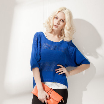 <em>毛衣搭配</em>_麦考林 Rampage 等待绽放镂空<em>针织</em>