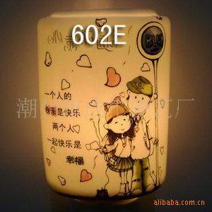  陶瓷香薰小夜灯 创意 礼品 节能 插电 家装饰品 生日礼物
