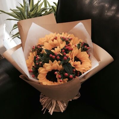 向日葵红豆相思豆深圳领导上司父亲朋友同事生日鲜花|ruв категории доставка цветов/цветок моделирования/растения садоводства, доставка цветов (город) - от Buy2taobao.com для оказания профессиональной услуги покупки агента Taobao