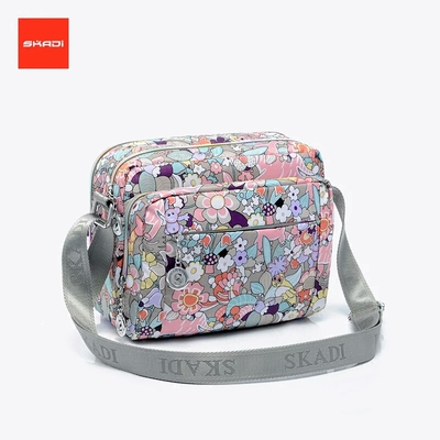 斜挎小包女2018新款潮韩版百搭单肩帆布包大容量尼龙牛津布妈妈包