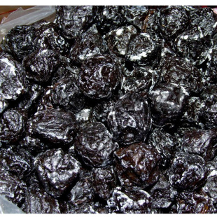  新疆特产 野生小乌梅 熬酸梅汤极好 250克 比较酸，直接吃也好吃