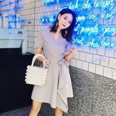 复古冷淡风v领连衣裙女夏2018新系带收腰拼接不规则温柔极简a字裙