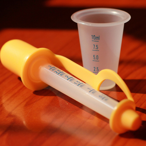 热销婴儿护理用品 婴儿喂药器 宝宝滴管式喂药器 亲亲我婴儿护理用品 家庭必备_易购街