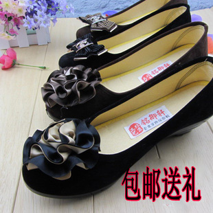  新款包邮老北京布鞋韩版坡跟黑色女鞋花朵休闲单鞋浅口工作鞋